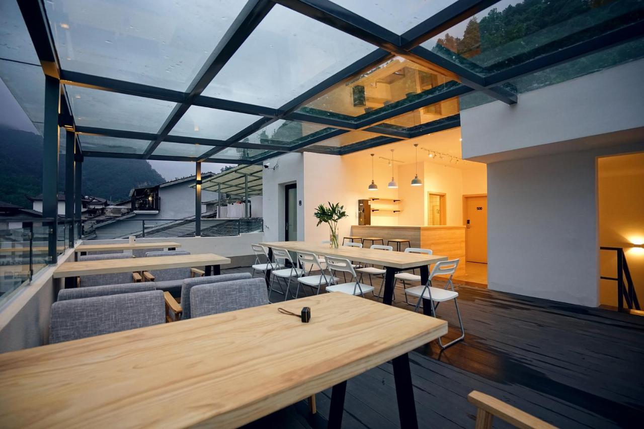Travel Of Swan International Hostel 张家界 外观 照片